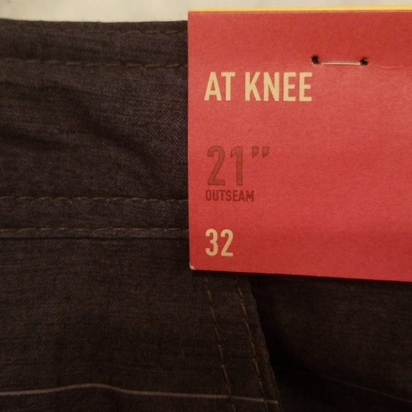 Mossimo board shorts size 32 - Picture 4 of 4